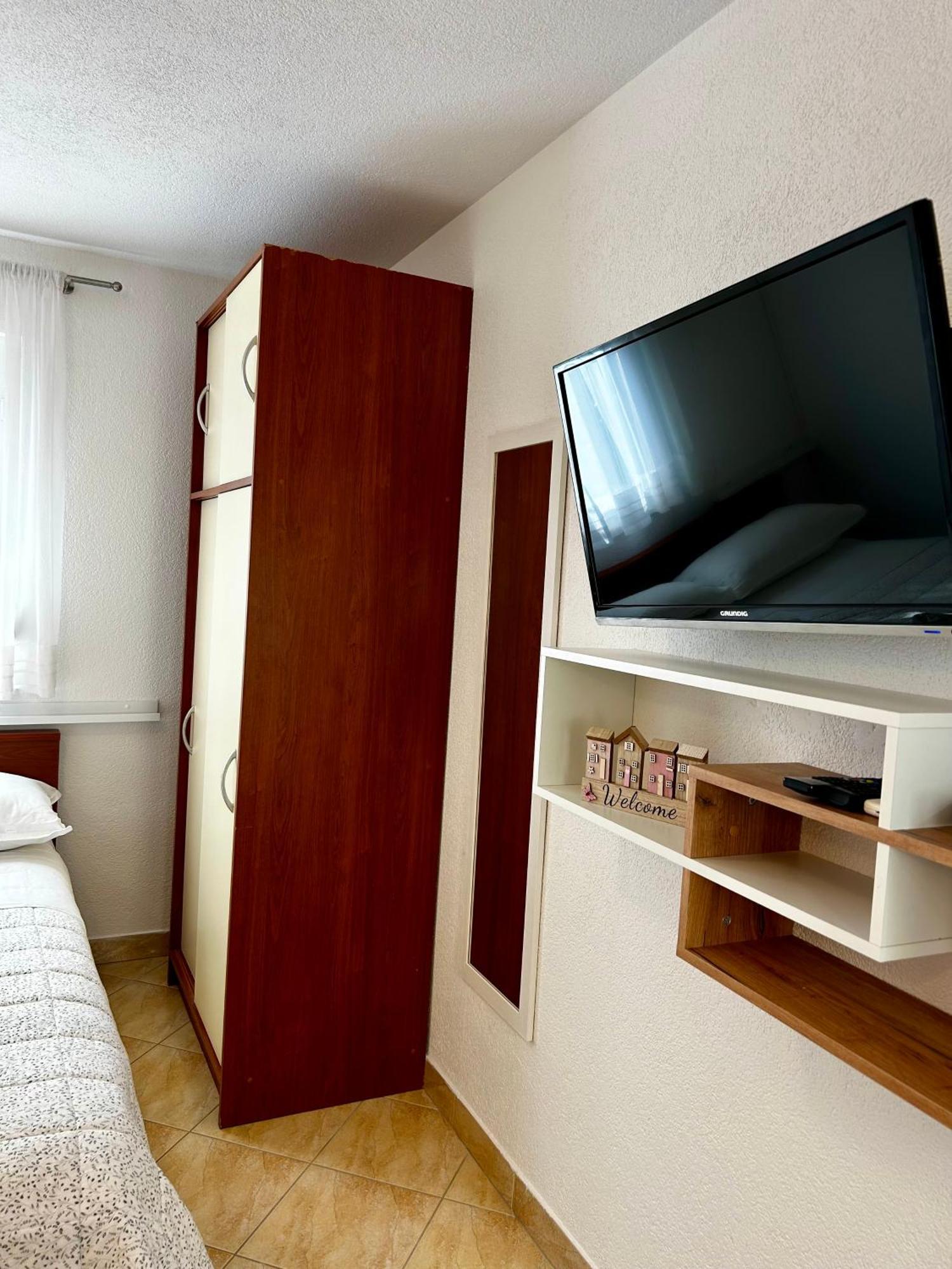 Dinka Apartment Трогир Экстерьер фото