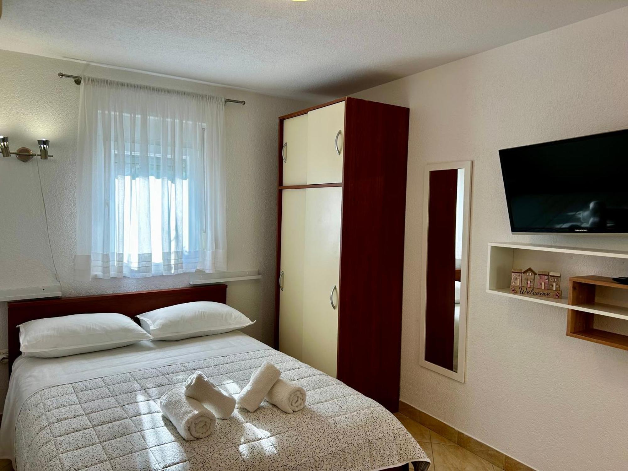 Dinka Apartment Трогир Экстерьер фото